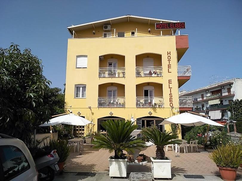 Hotel Eliseo Giardini Naxos Exterior photo
