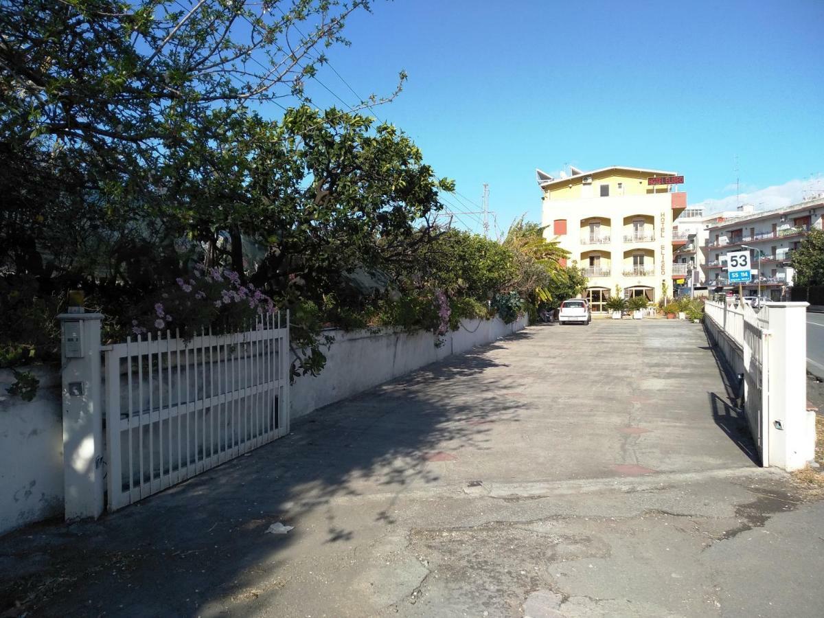 Hotel Eliseo Giardini Naxos Exterior photo